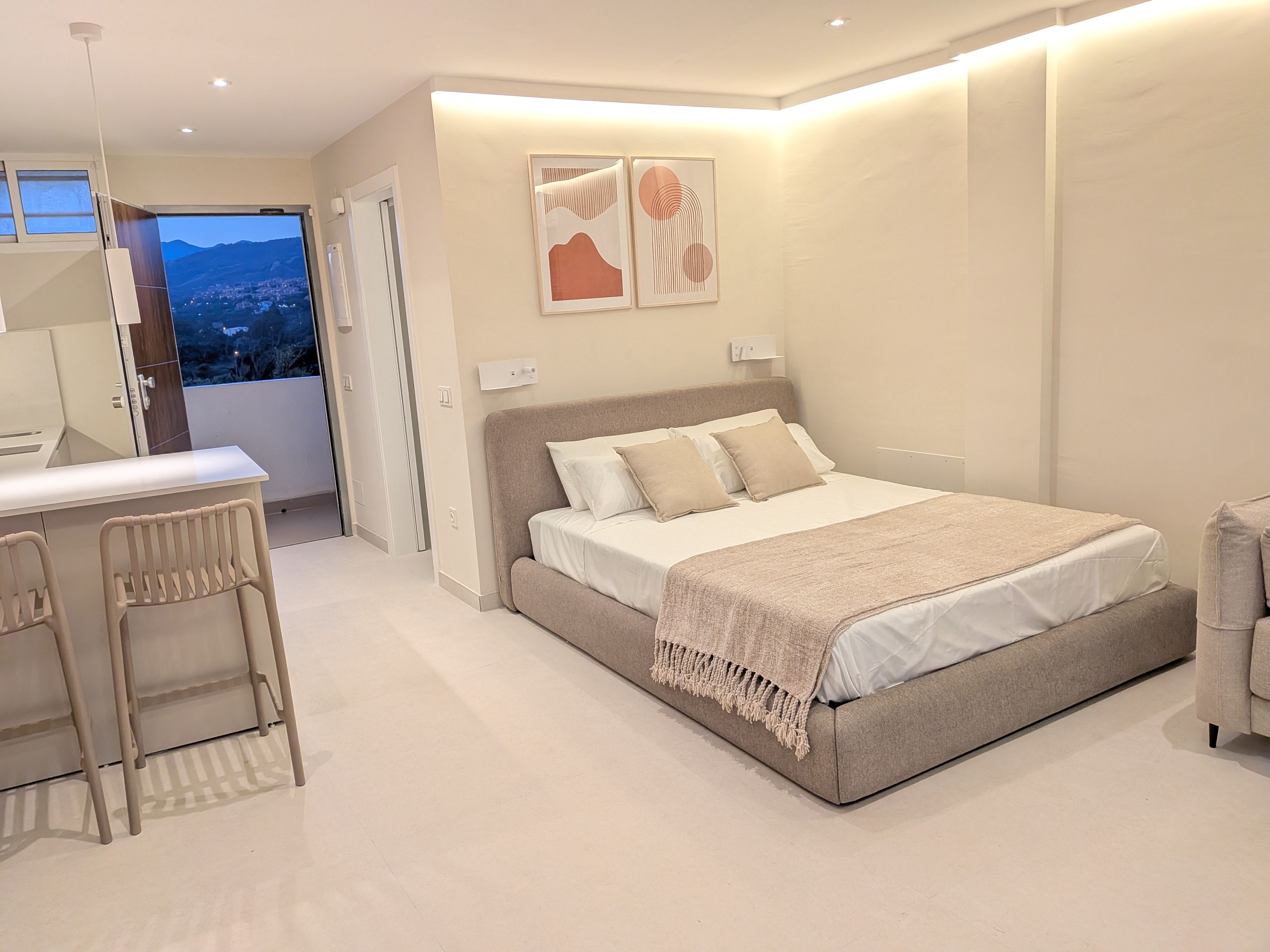 Marbella Holidays — Estudio con terraza y vistas al mar – Marbella — 5