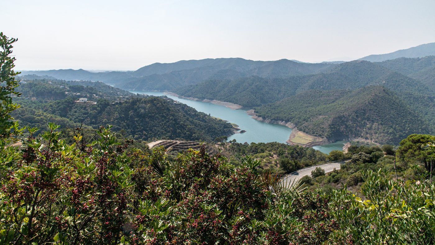 Istán y el Charco del Canalón
