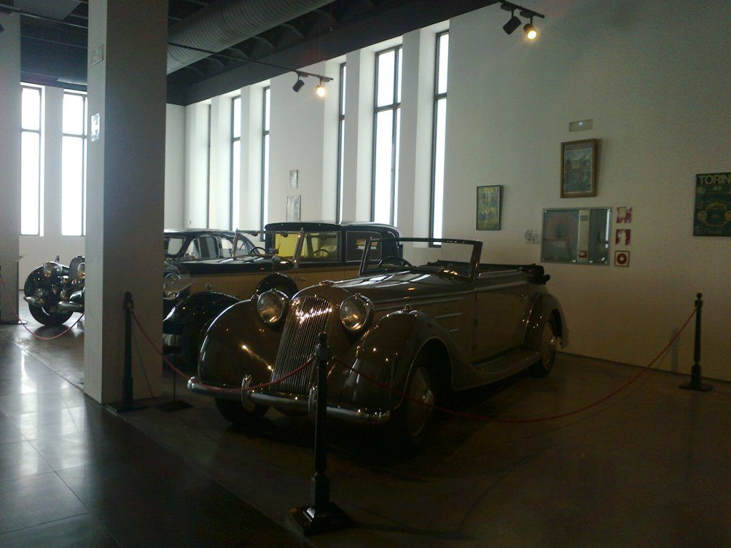 Museo Automovilístico y de la Moda